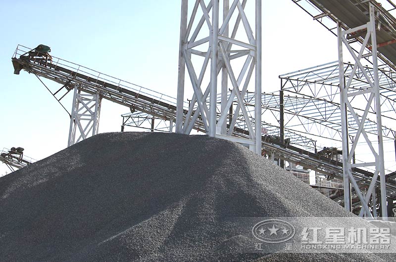 礦渣粉碎現場 礦渣粉碎現場